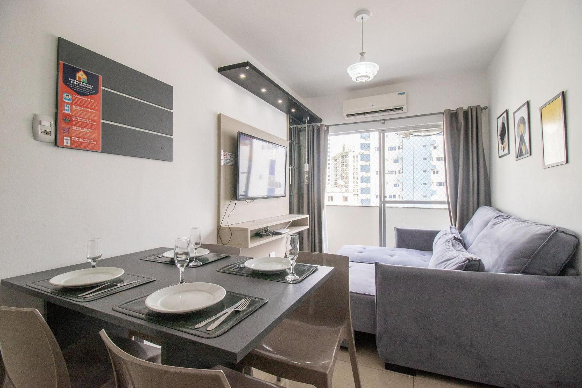 Mtey83 - 1 Dorm, Av. Brasil, Climatizado, Garagem Apartamento